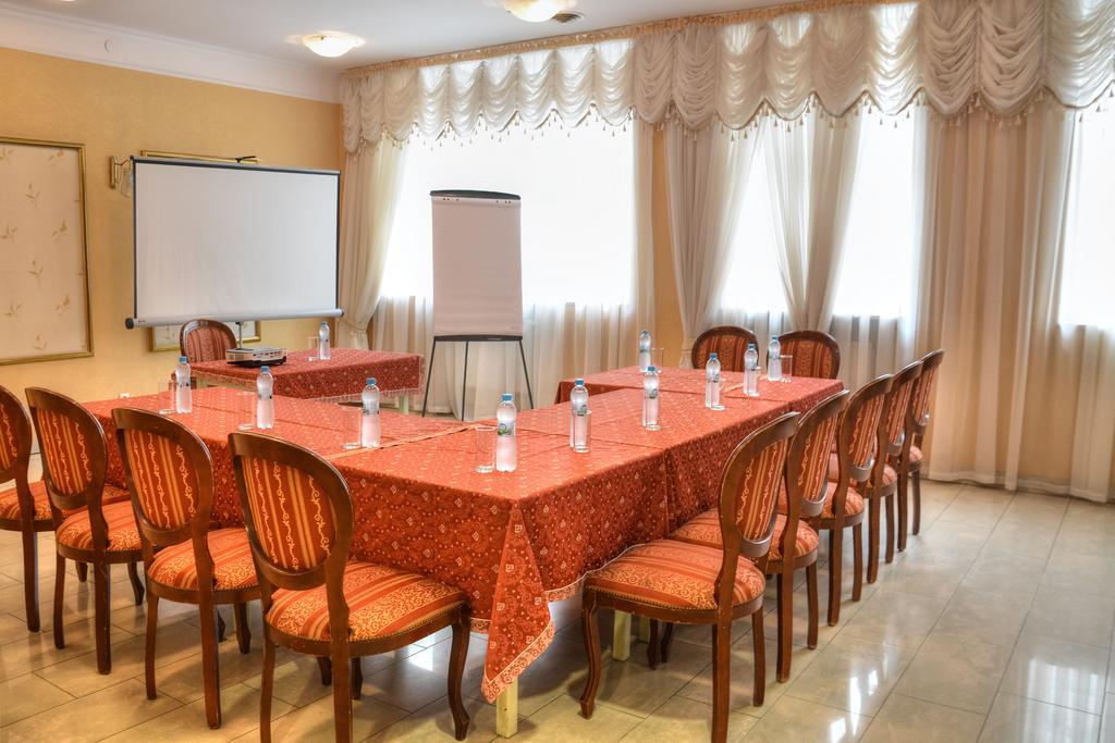 Hotel Calisia Kalisz  Luaran gambar