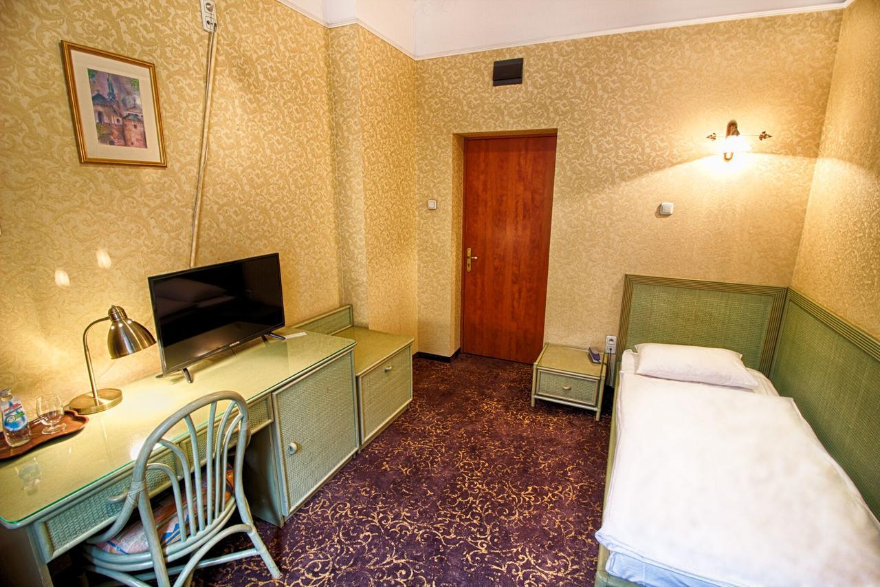 Hotel Calisia Kalisz  Luaran gambar